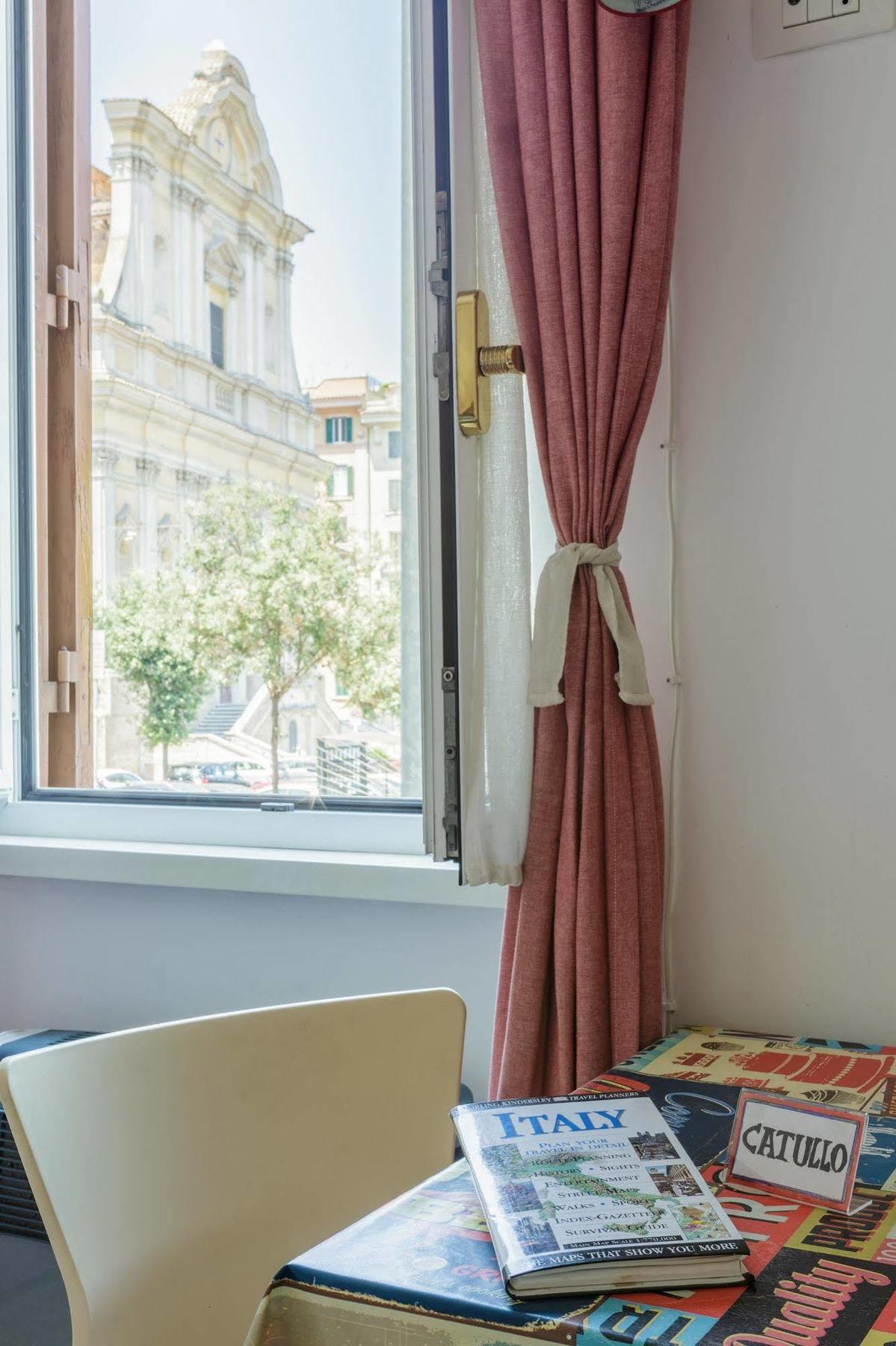 روما Domus Manlii B&B المظهر الخارجي الصورة